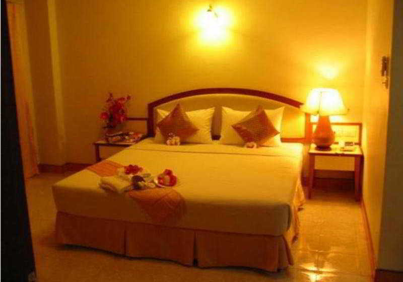 Hotel J.A. Villa Pattaya 13