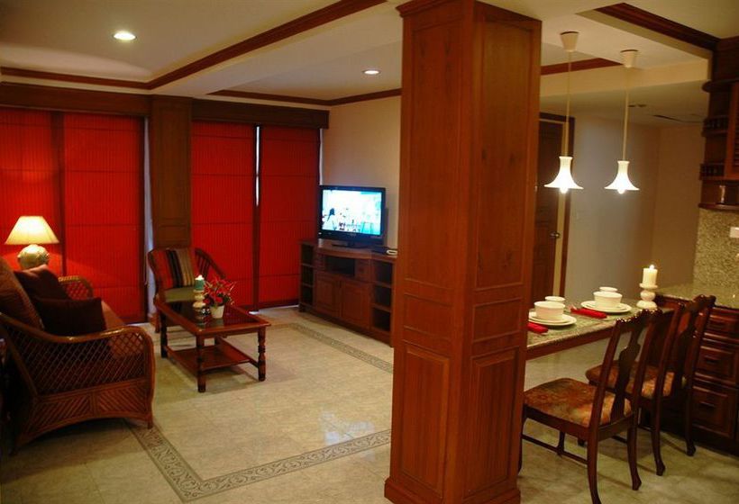 Hotel The Residence Garden 12