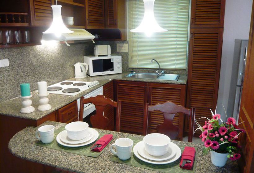 Hotel The Residence Garden 3