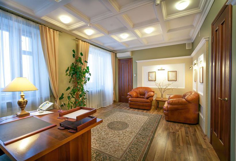 Oktyabrskaya Hotel 1