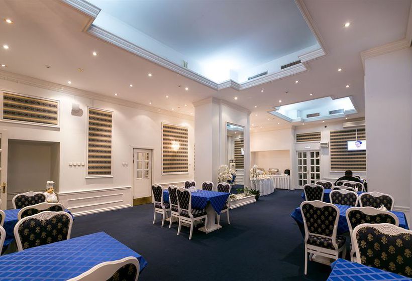 Oktyabrskaya Hotel 16