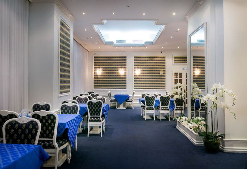 Oktyabrskaya Hotel 17