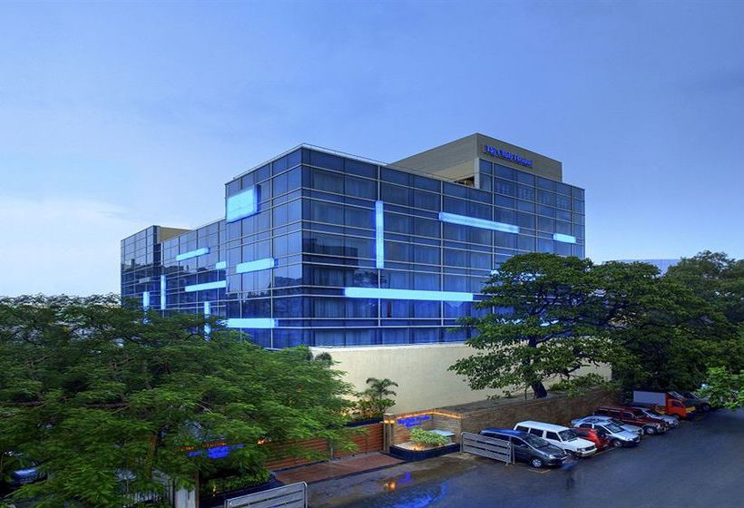 Hotel Taj Club House 10