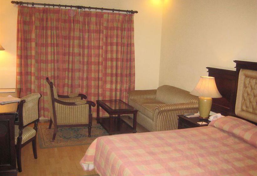 Hotel Marina Agra 11