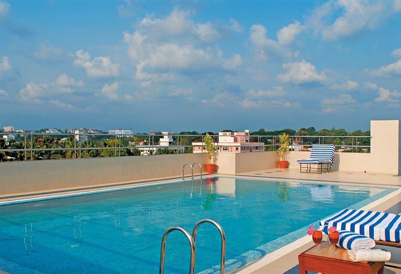 Hotel Classic Sarovar Portico Trivandrum