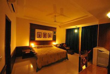 The Hotel President 3