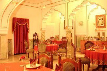 Hotel Nana Ki Haveli 4