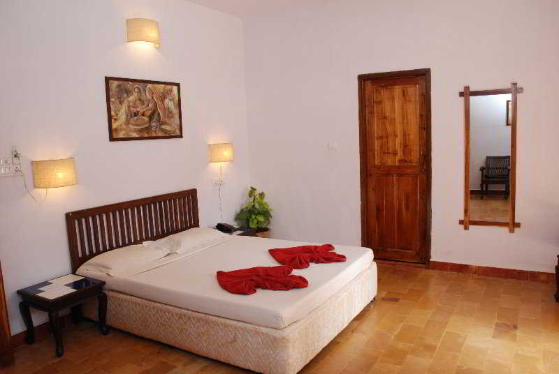 Hotel Sea Breeze Village 12