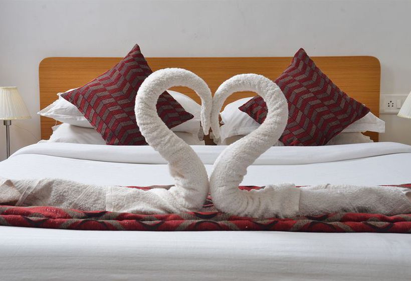 Hotel Plaza De Antonio 12