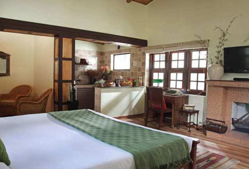 Hotel Dev Cottages 11