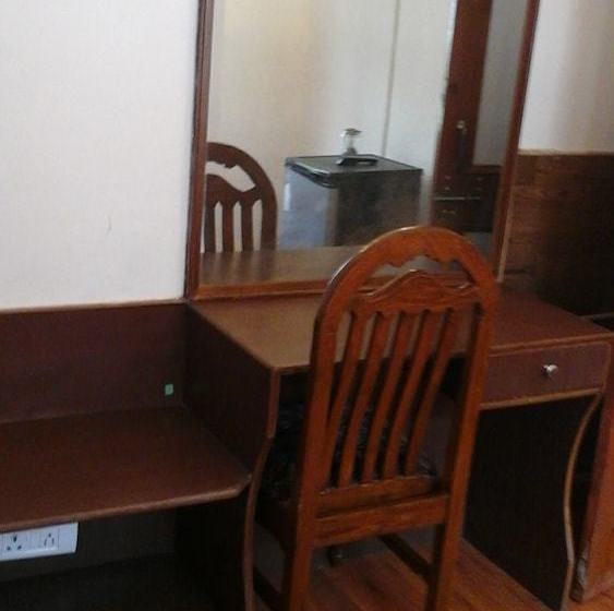 Hotel Dev Cottages 14