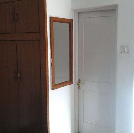 Hotel Dev Cottages 16