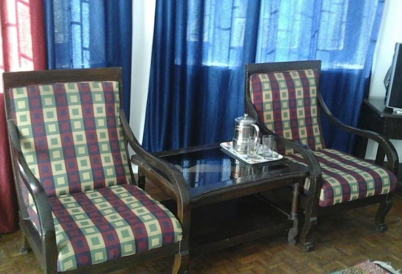 Hotel Dev Cottages 19