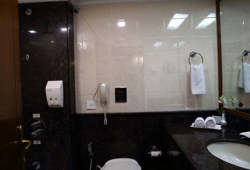 Hotel Gemini Continental 8