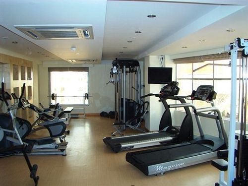 Hotel Cambay Sapphire 5