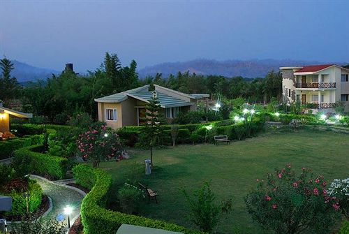 Hotel Mapple Leisure Resort Corbett 14