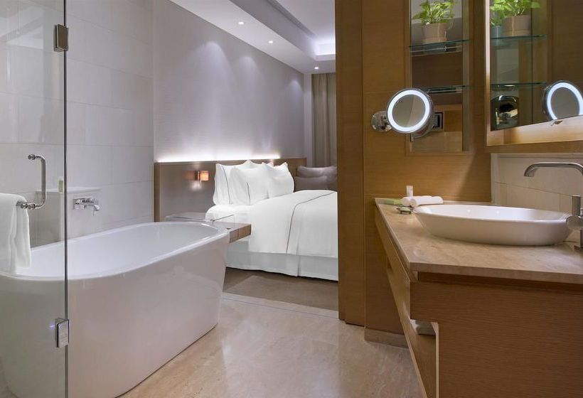 Hotel The Westin Mumbai Garden City 17