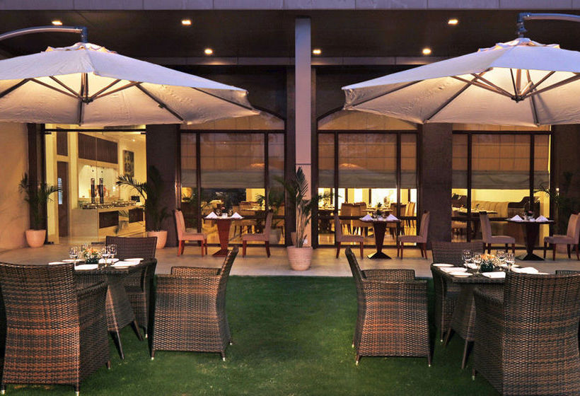 Haut Monde by PI Hotels 11