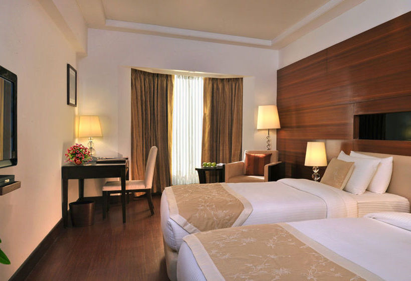 Haut Monde by PI Hotels 12