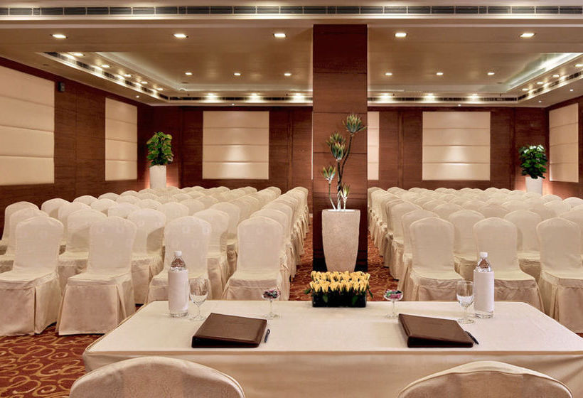 Haut Monde by PI Hotels 20