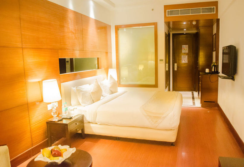 Haut Monde by PI Hotels 7