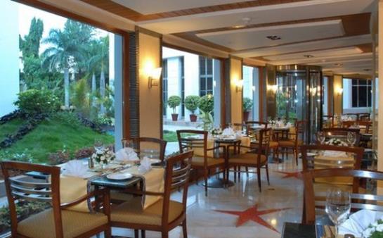 Hotel Fortune Select Manohar 4