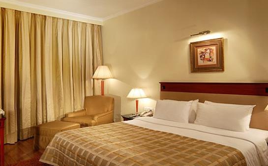 Hotel Fortune Select Manohar 5