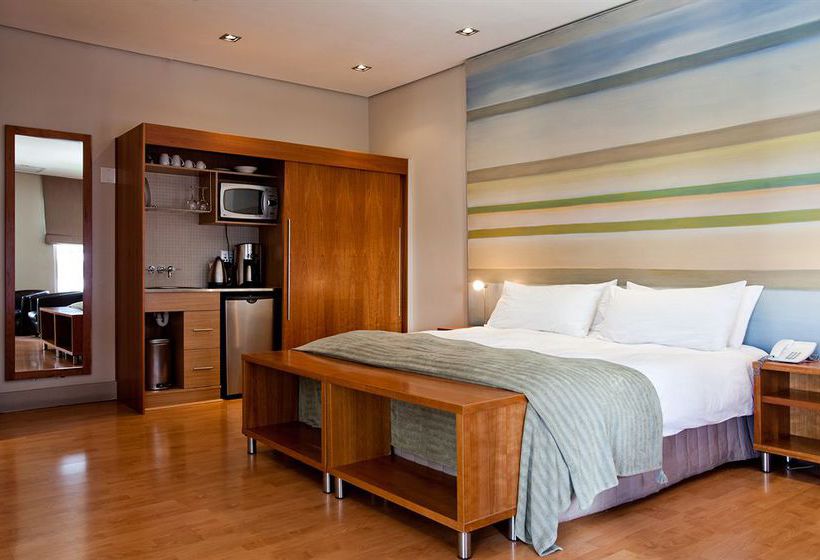 Hippo Boutique Hotel 4