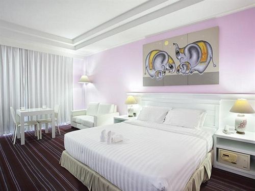 Hotel La Vie En Rose 9