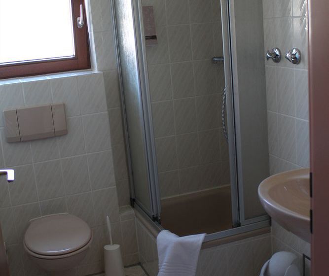 Grand City Hotel Flora Stuttgart-Möhringen 9