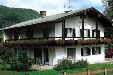 Hotel Guesthouse Bärenalp 1