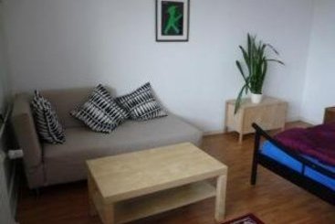 Kreuzberg Apartment 14
