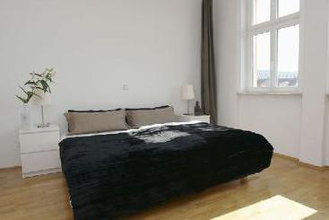 Berlin Apartment 10 1