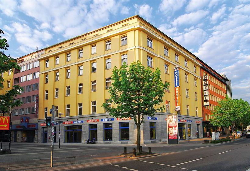 Hotel A&O Dortmund Hauptbahnhof 4