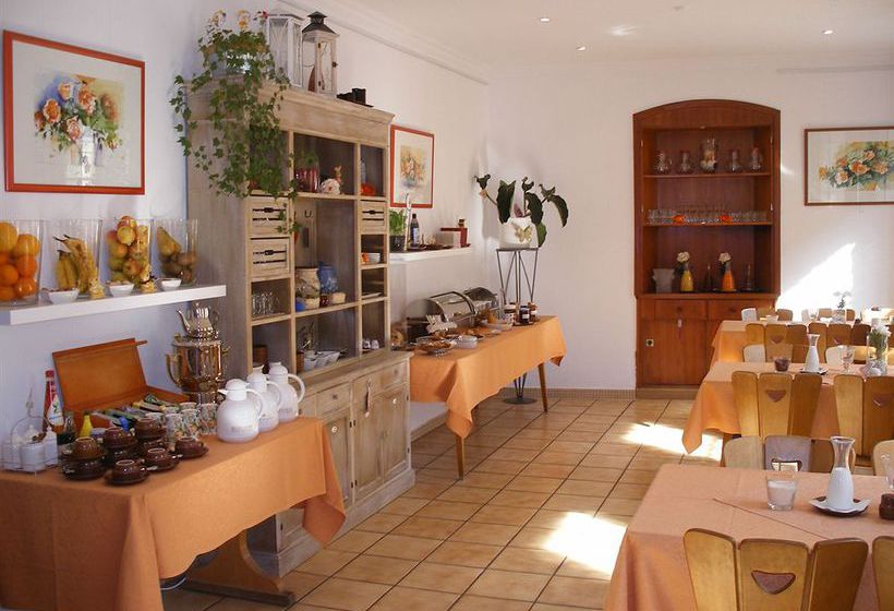 Boutiquehotel Goldene Rose 1