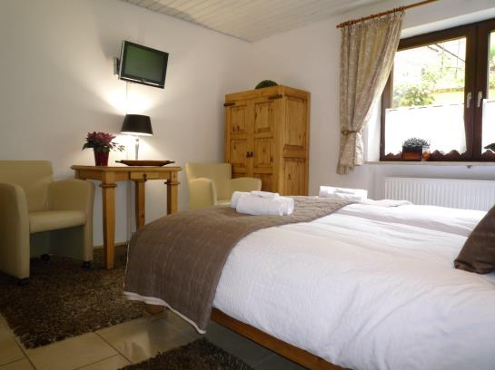 Hotel Gästehaus Zeranka 11