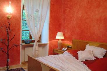 Hotel Restaurant Waldschloss Baviera