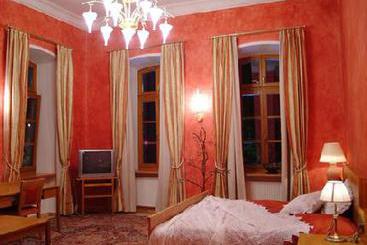 Hotel Restaurant Waldschloss 1