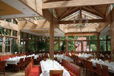 Hotel Restaurant Waldschloss 6