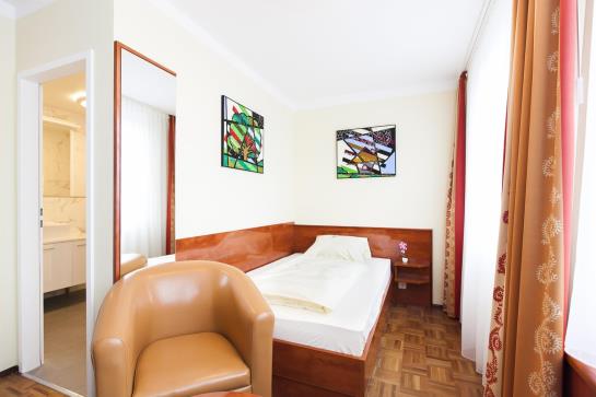 Hotel Am Berliner Platz 10