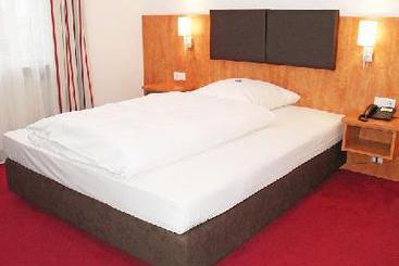 Hotel Neuwirtshaus 1