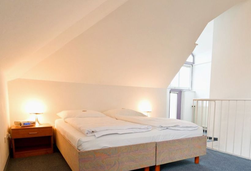 Hotel Feuerbach Im Biberturm Stuttgart 10