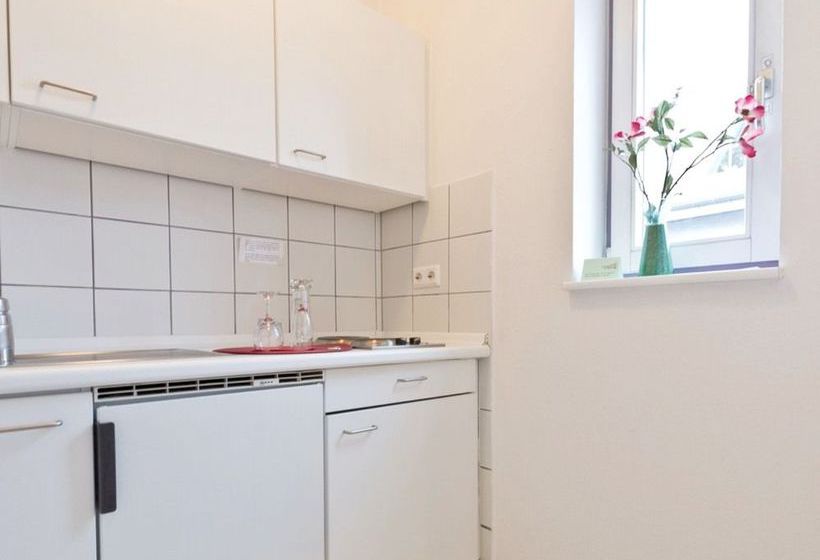 Hotel Feuerbach Im Biberturm Stuttgart 11