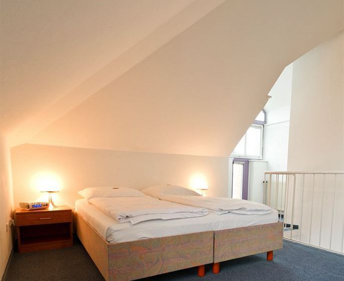 Hotel Feuerbach Im Biberturm Stuttgart 19