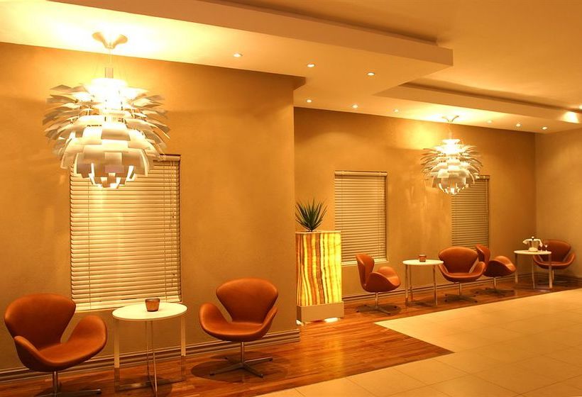 Hotel Aviator Or Tambo International 12