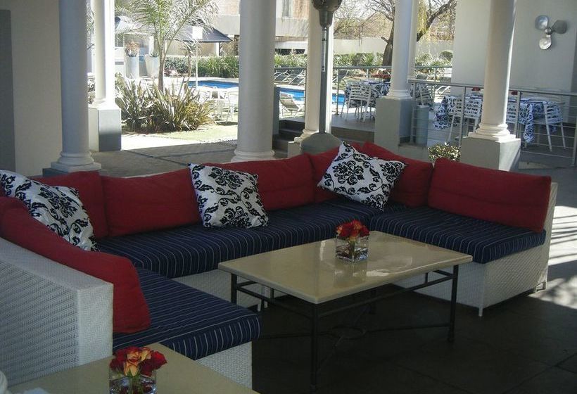 Hotel Aviator Or Tambo International 13