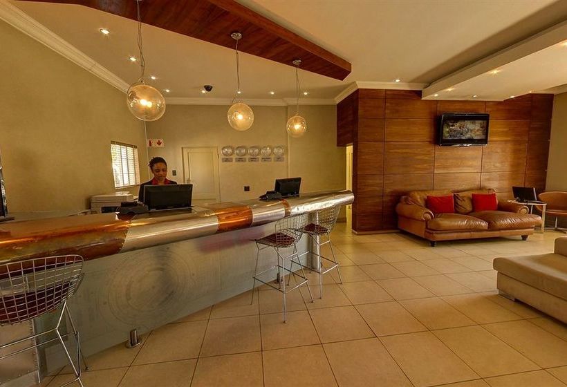 Hotel Aviator Or Tambo International 18