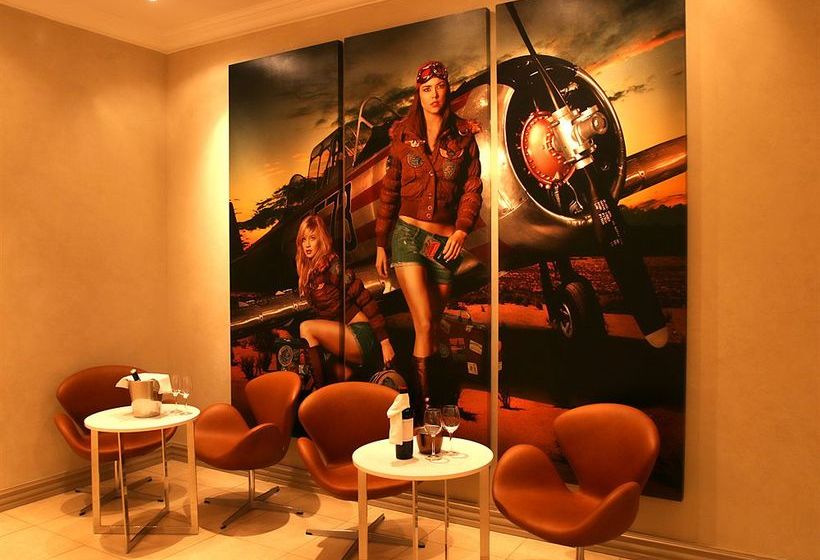 Hotel Aviator Or Tambo International 7