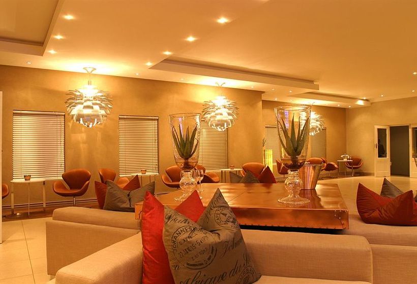 Hotel Aviator Or Tambo International 8