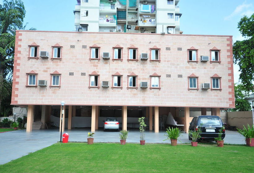 Hotel Siddhartha Palace 1